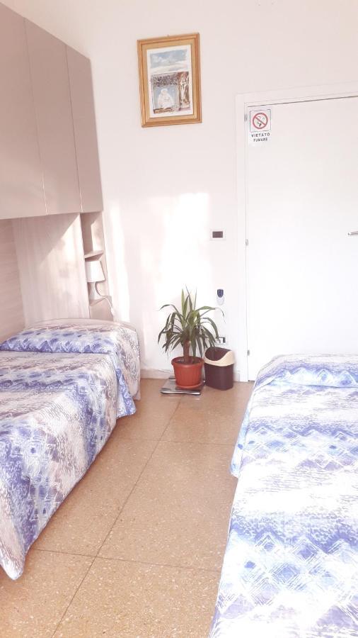 B&B La Rotonda ซานลาซโซโร ดี ซาเวนา ภายนอก รูปภาพ